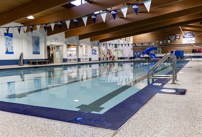 Pool at Ponoka Aquaplex